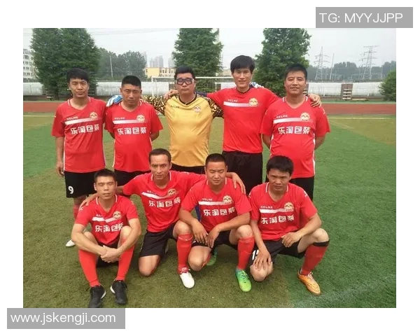 沭阳足球明星最新名单揭晓球员实力与成就全面分析 沭阳足球明星最新名单揭晓球员实力与成就全面分析